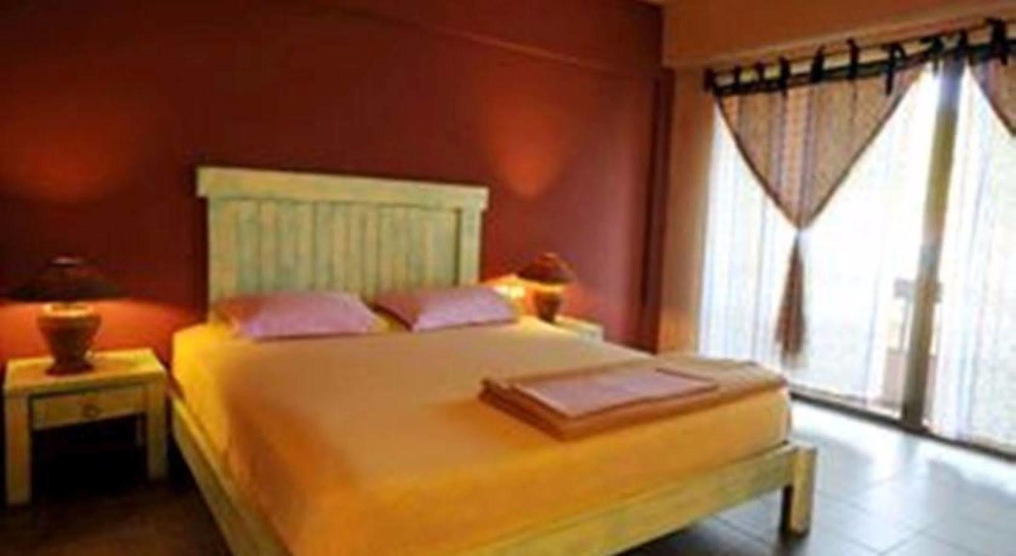 Casa Brazil Homestay Karon Esterno foto